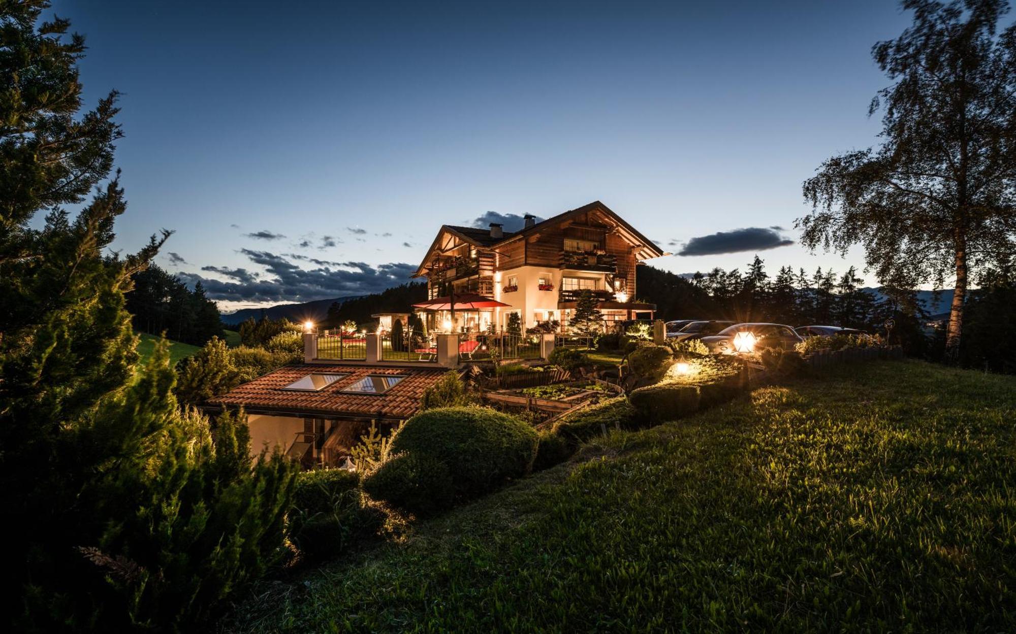 Alpin Boutique Villa Gabriela - Adults Only 카스텔로토 외부 사진